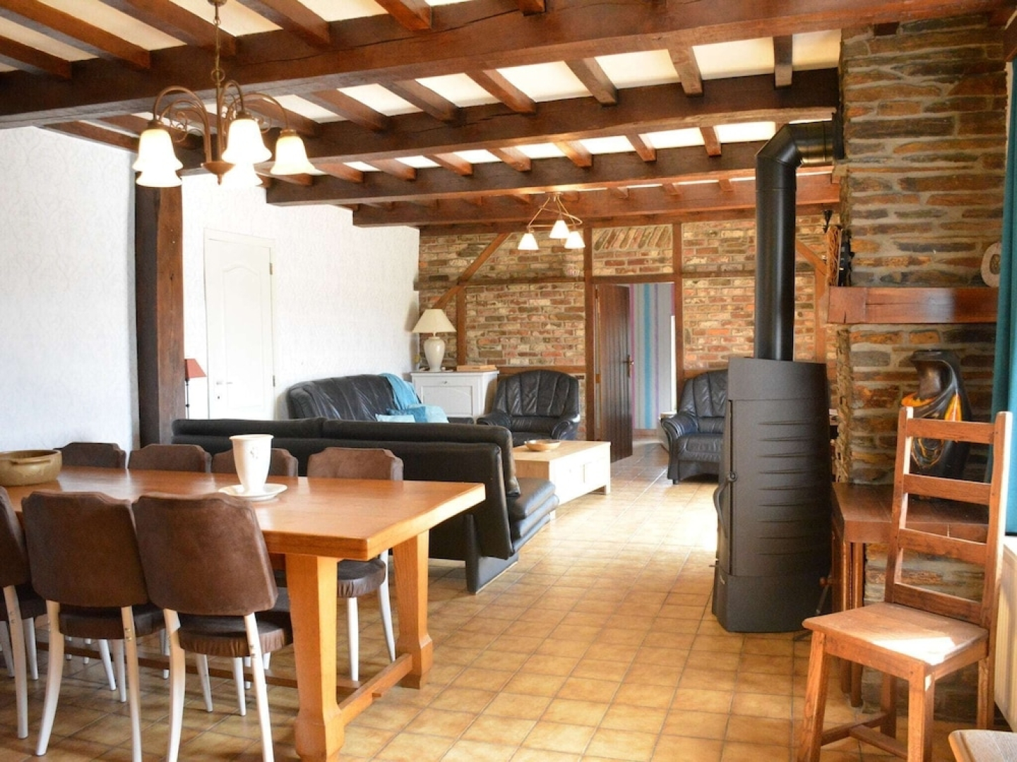 Comfy Farmhouse With Terrace, Garden, Courtyard, Barbecue