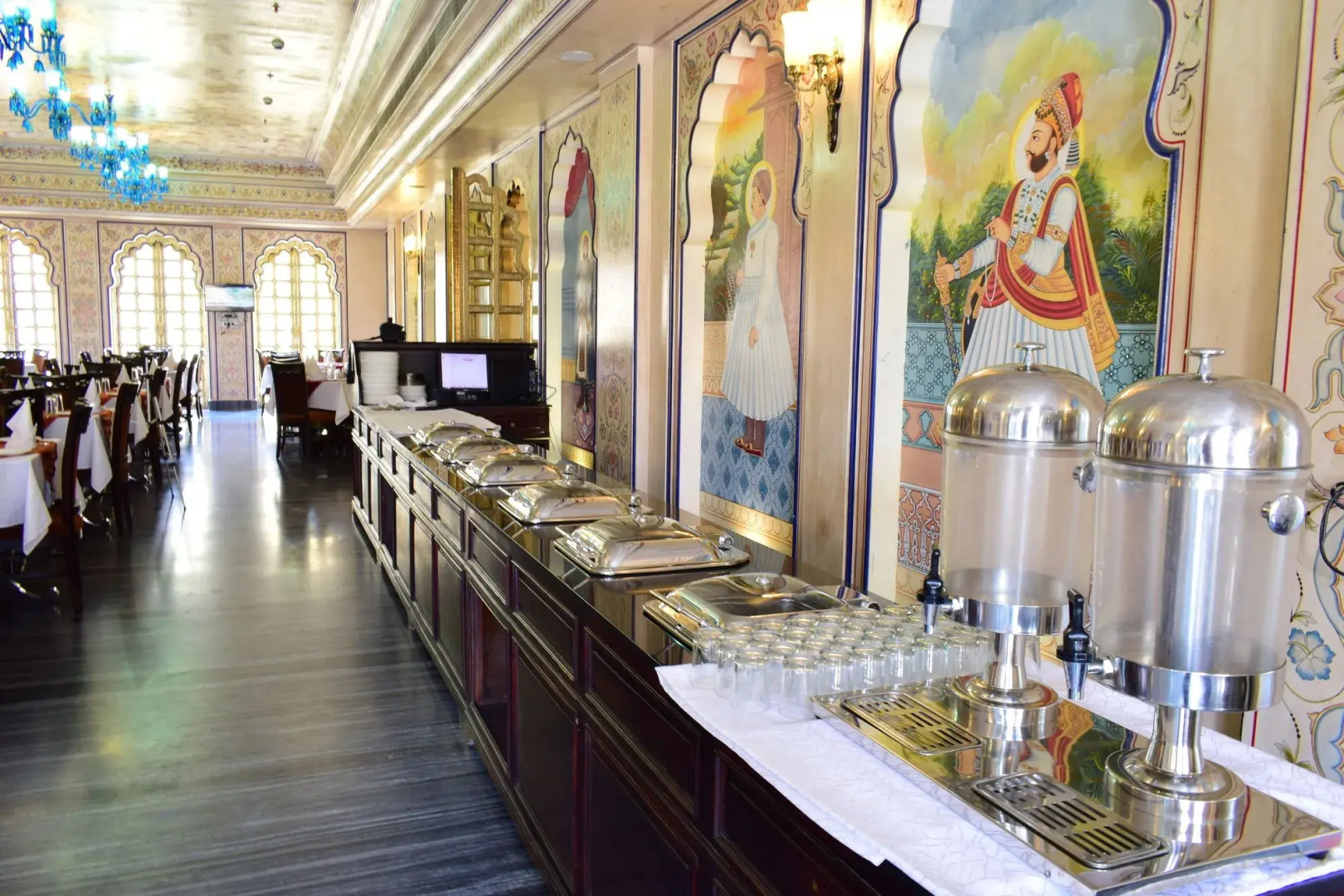 Umaid Haveli - A Heritage Style Hotel & Resort