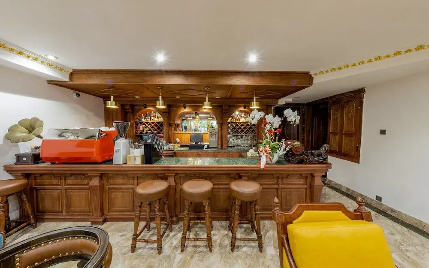 Athena Hotel