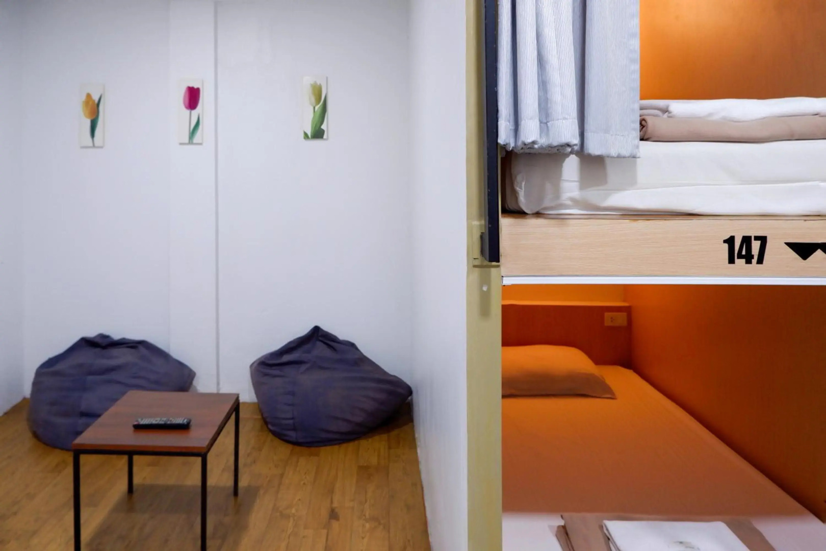 18 Coins Budget Hotel