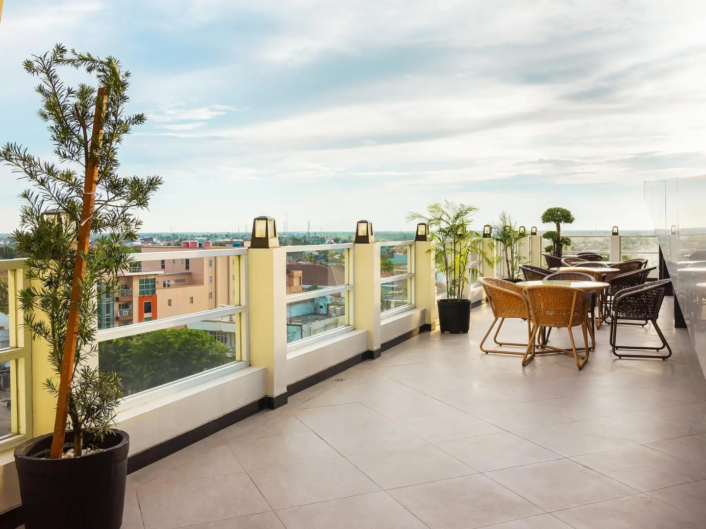 Best Western Kindai Hotel