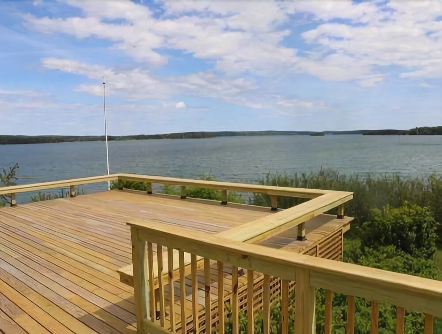 Seaside Chalet - Three Bedroom Cottage