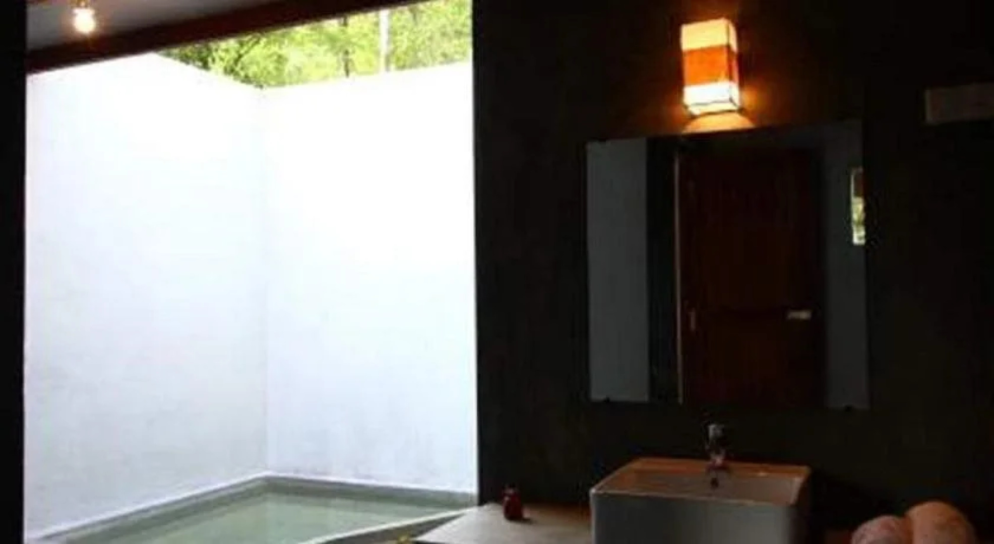 Bandura Kalawana Hotel