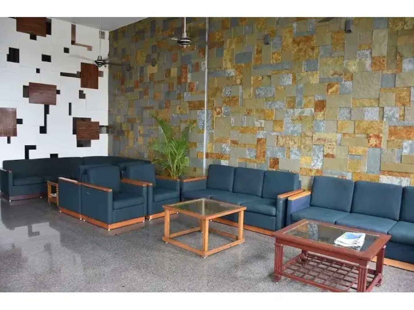 Hotel The Excellency