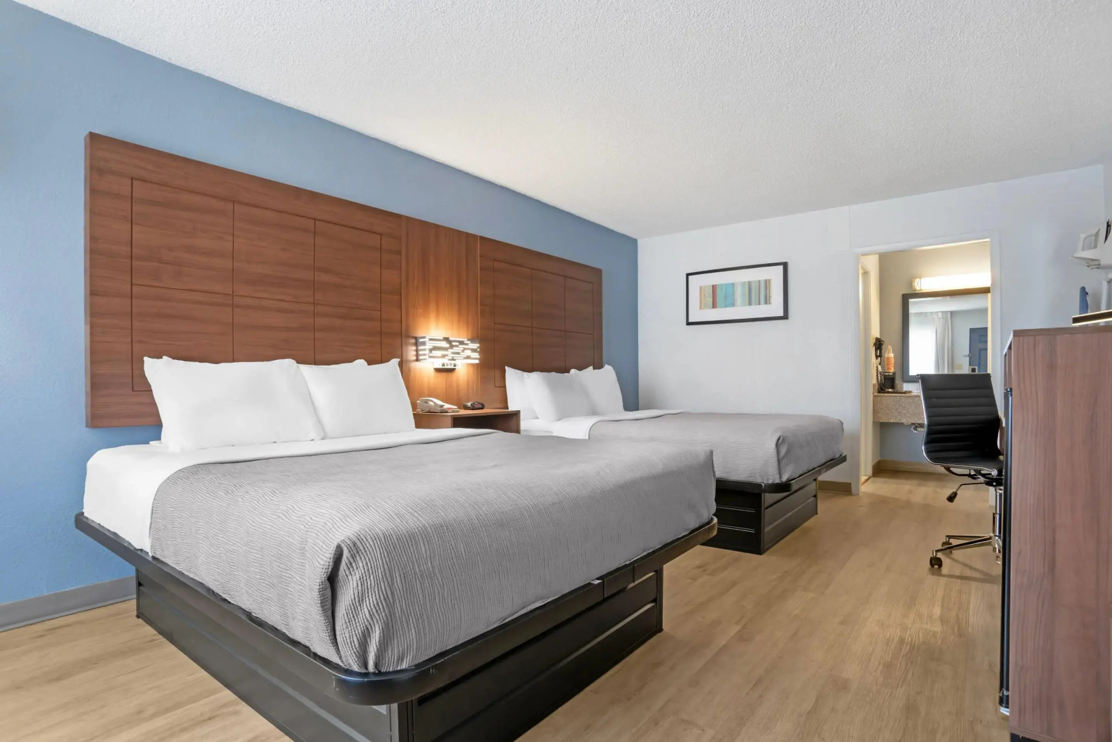 Quality Inn & Suites near Lake Eufaula