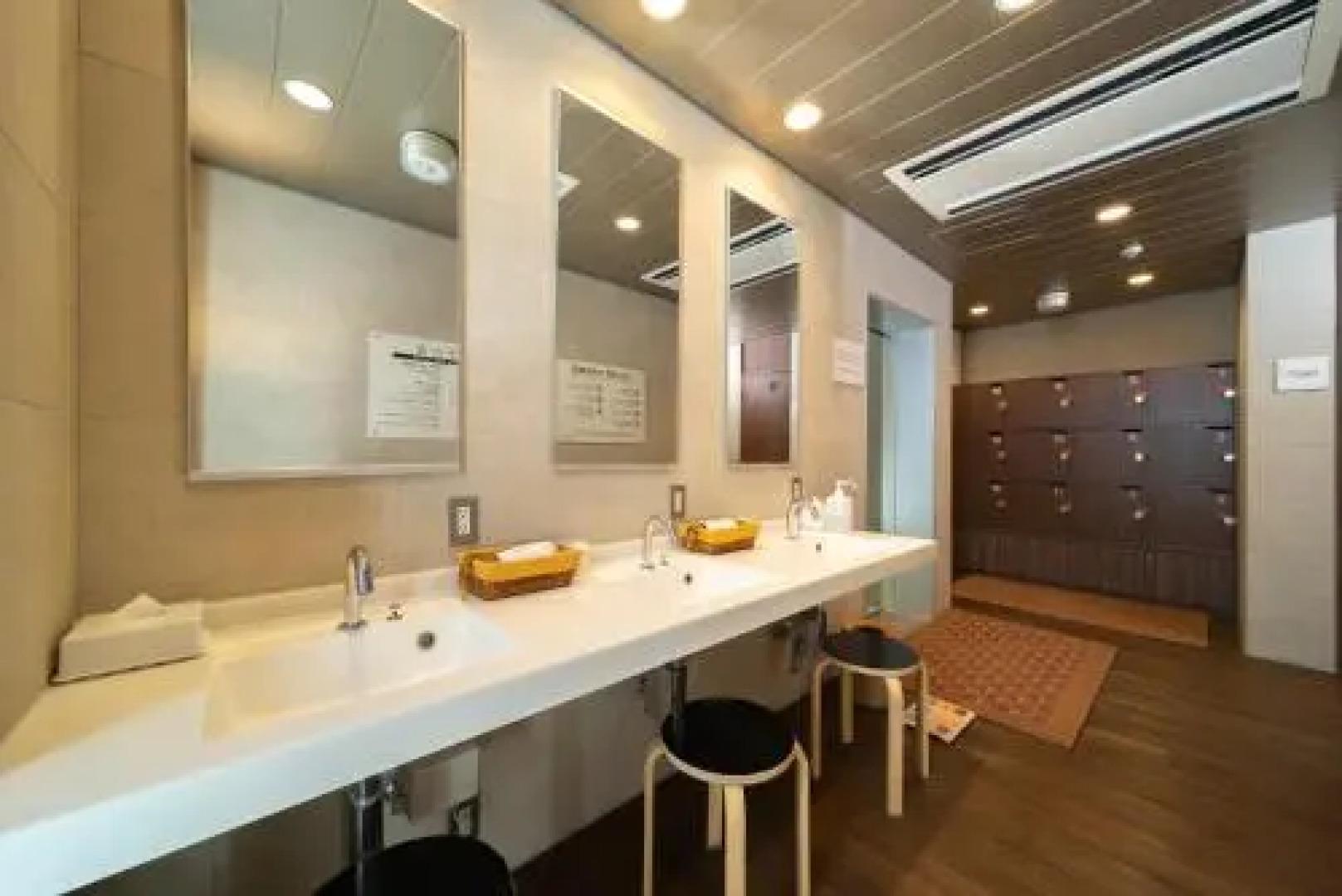 Super Hotel Shikoku Chuo