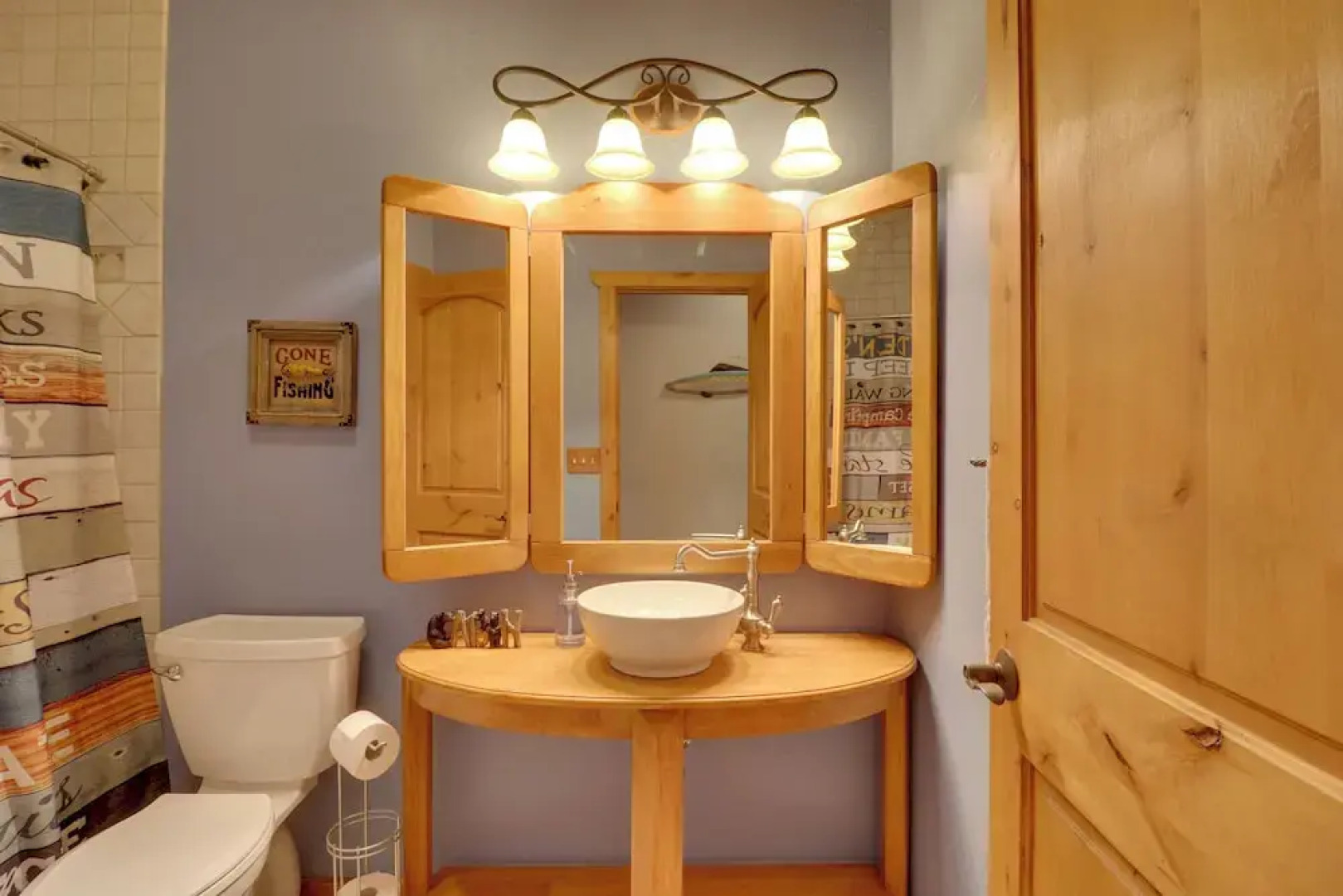 Enchanting Glacier Park Getaway by Flathead Lake!