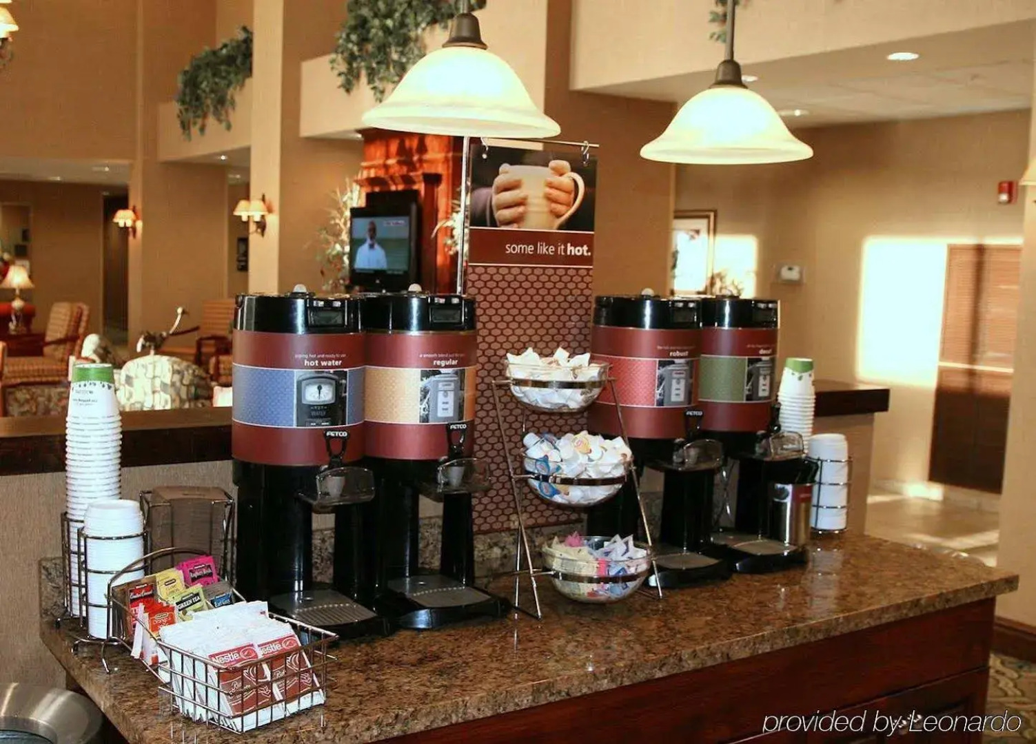 Hampton Inn & Suites Pensacola I-10 N at Univ. Town Plaza