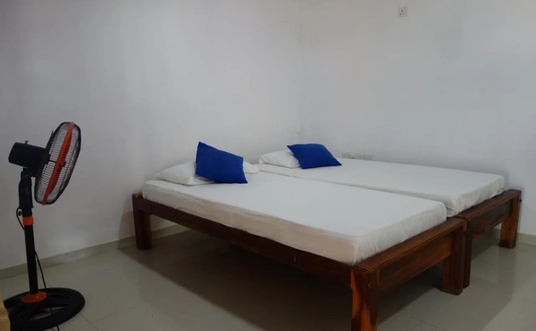 Yoho Hotel Arugambay Beach Inn