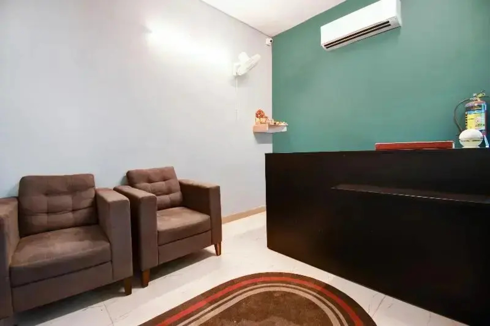 Hillside Magnum by OYO Rooms