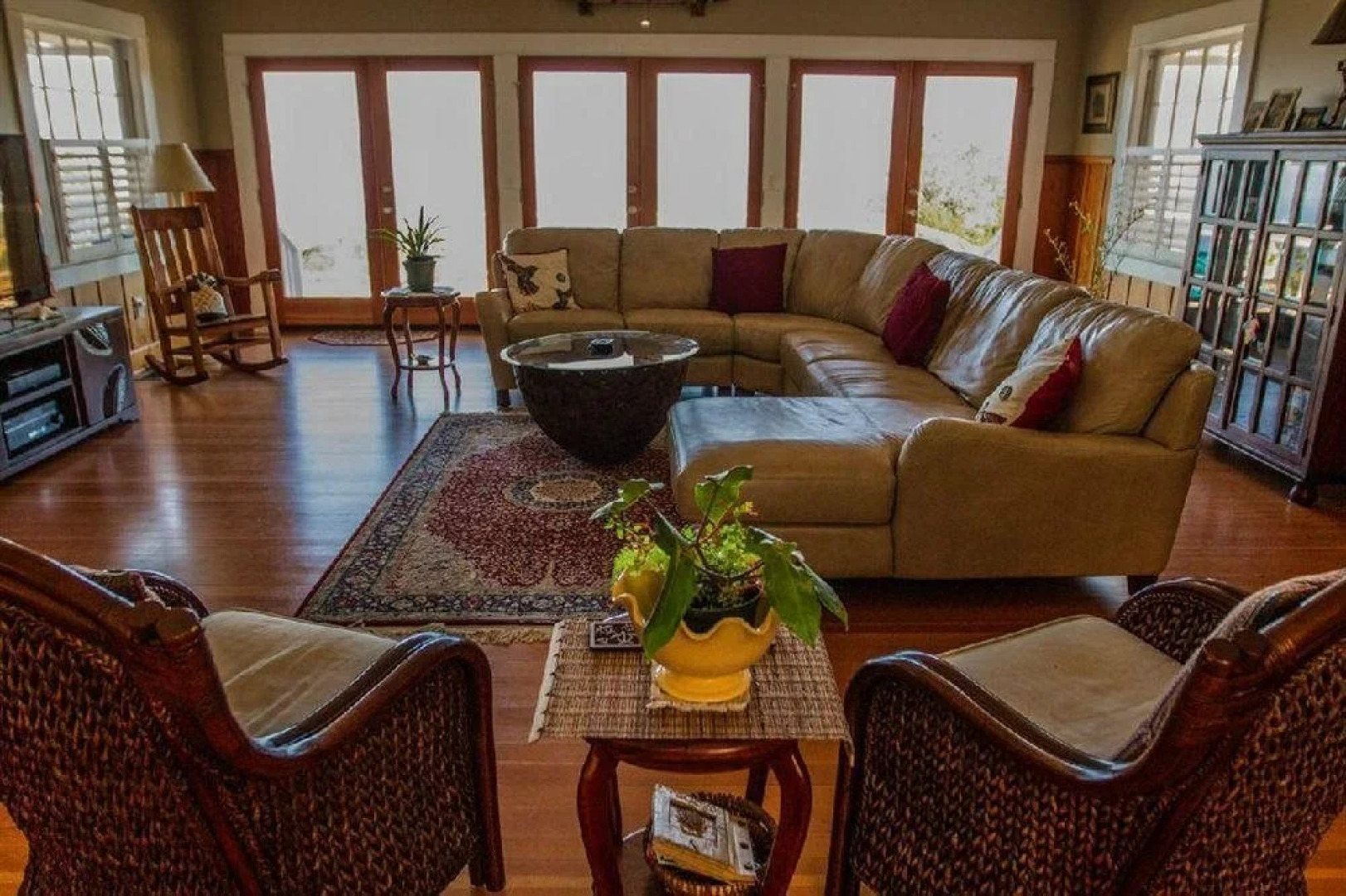 Hamakua Ranch House B&B