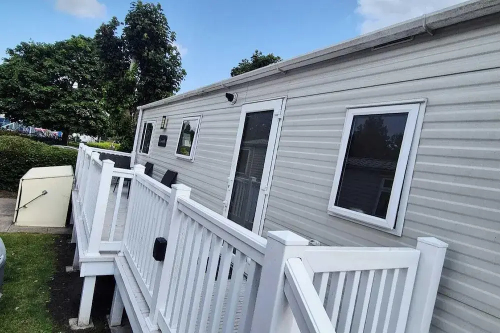 2 Bed-sleeps 6-pets-private - Parking sea 3mins