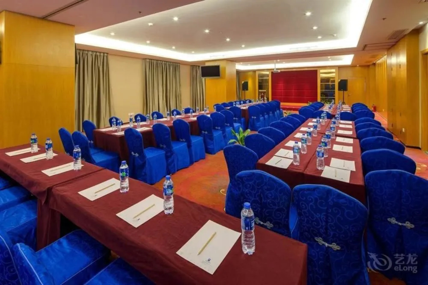 Xiamen Blue Peninsula Hotel