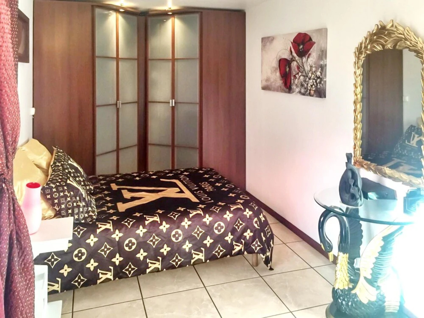 Apartment 8eme Avenue