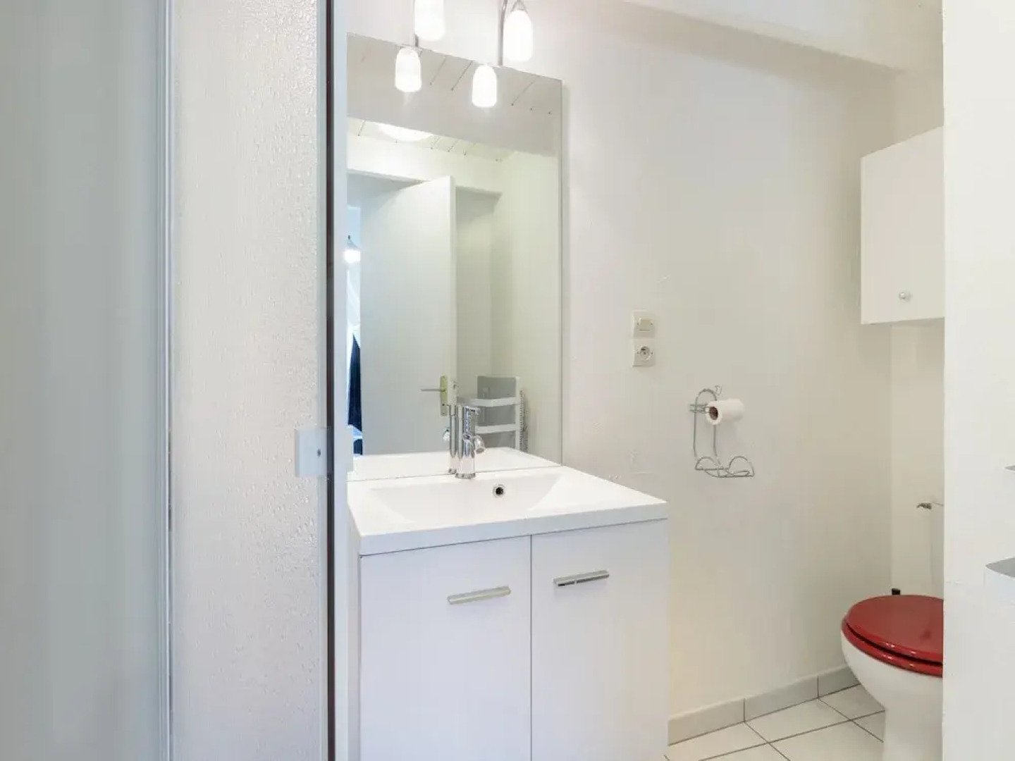 Peaceful Holiday Home in Plouguin With Indoor Pool