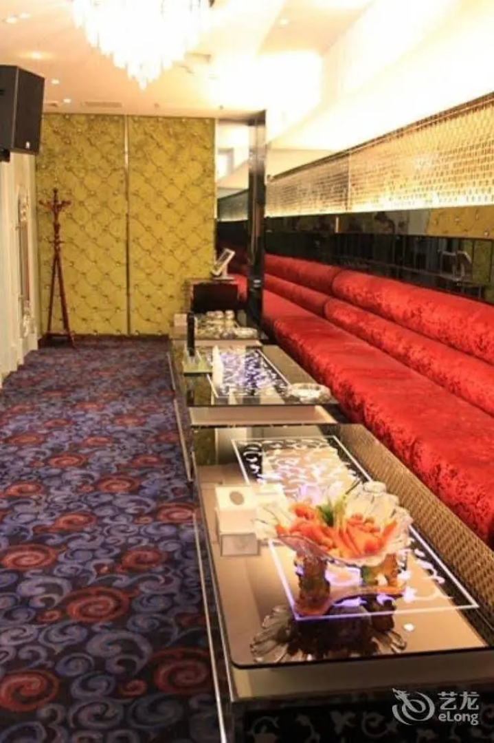 Nanjing Zifeng Suoshi Holiday Hotel