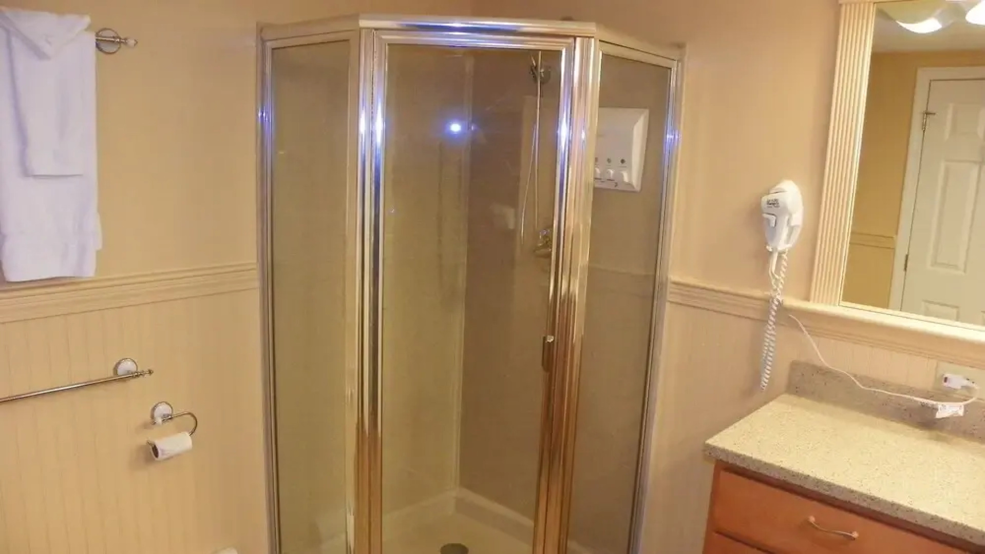 Inns of WV 301, 2bd, Waterville Valley