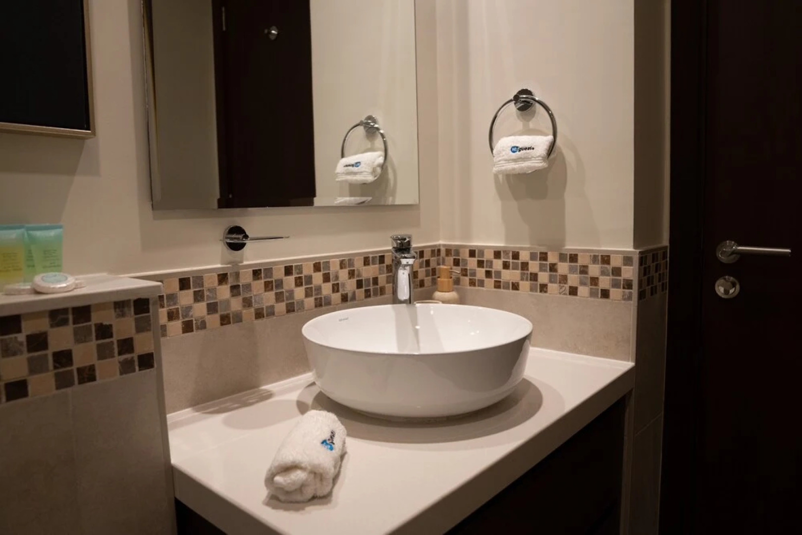 HiGuests - Reva Residences