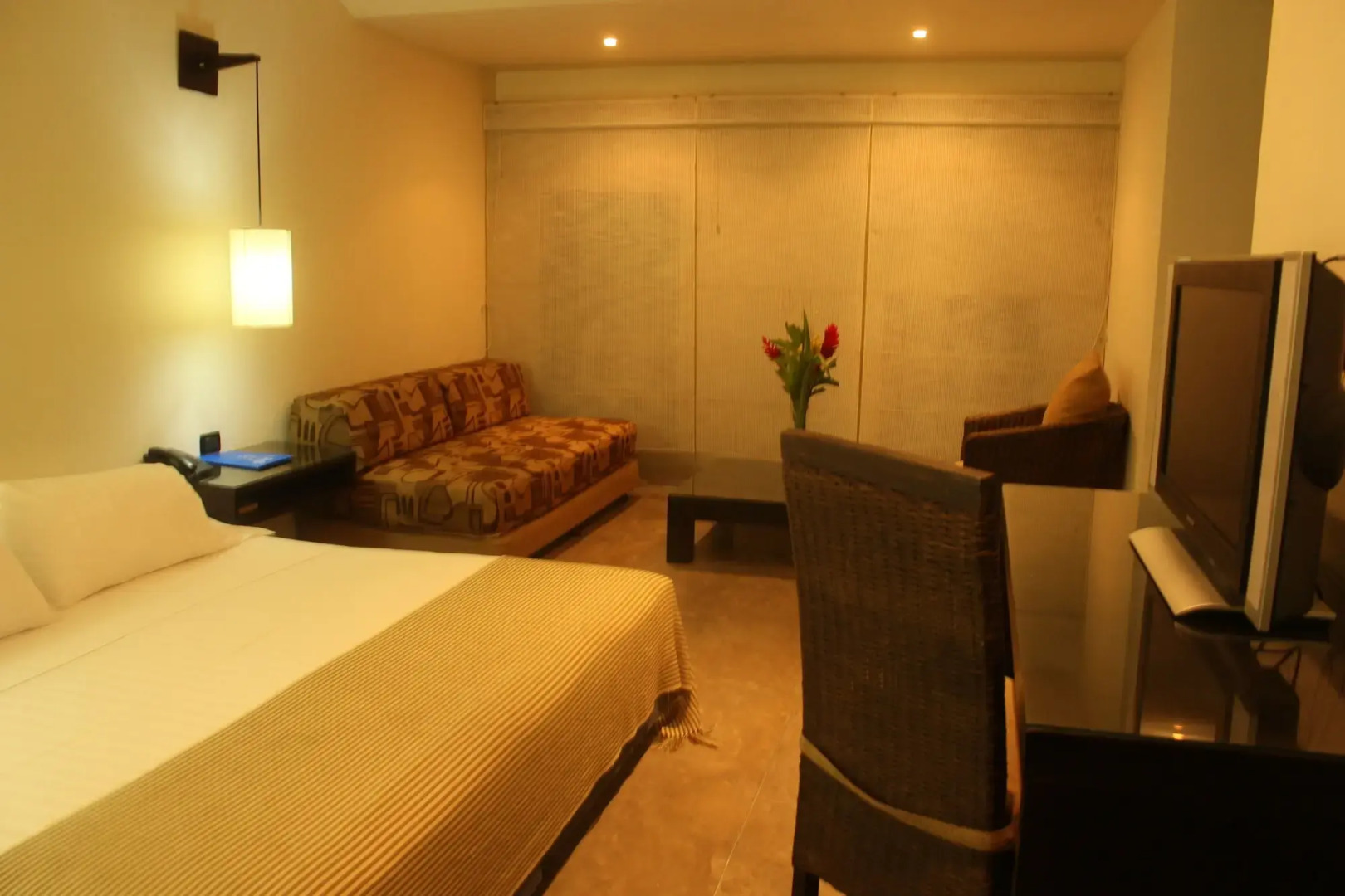 Hotel Santorini Express y Cabañas