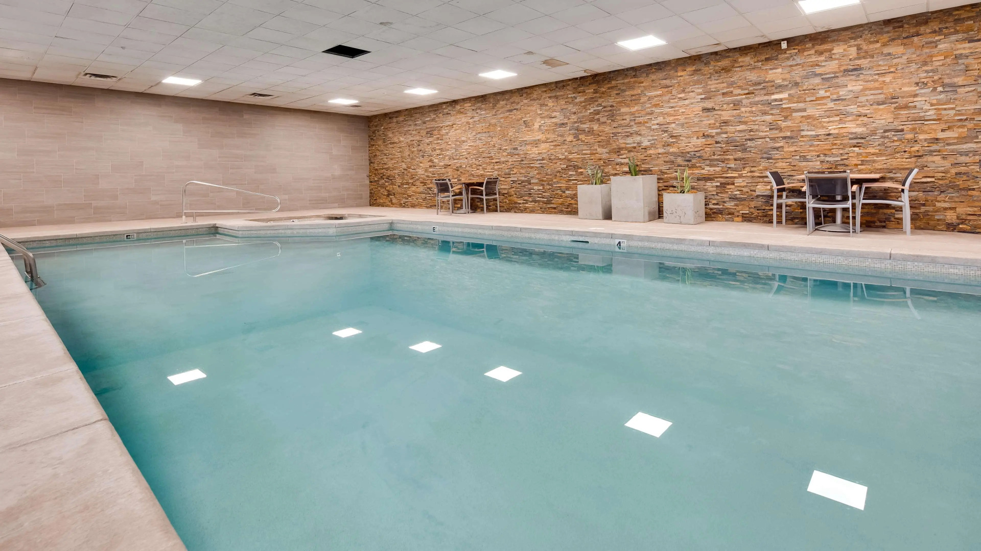 Best Western CottonTree Inn