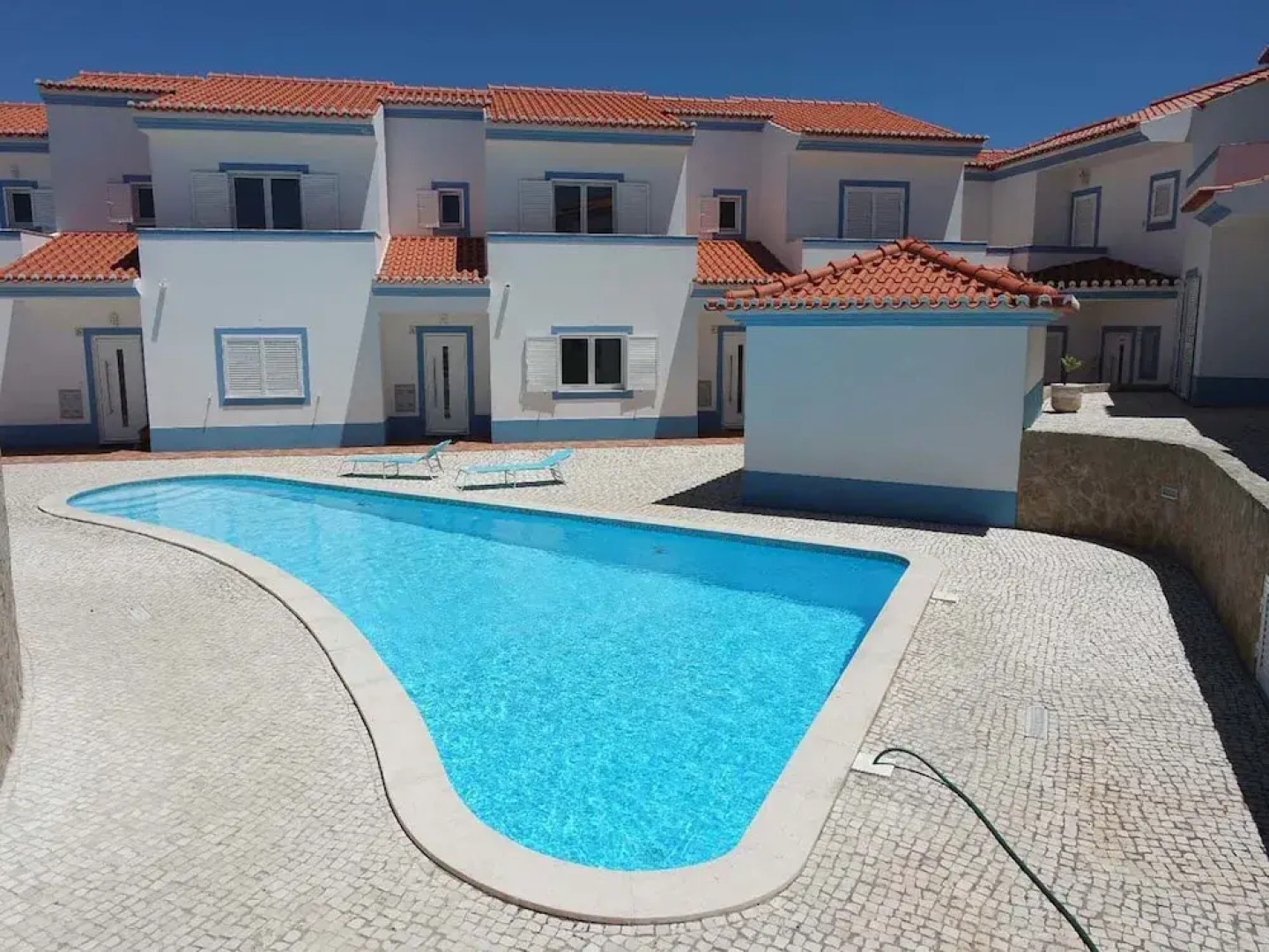 D01 - Coastal Townhouse by Dreamalgarve