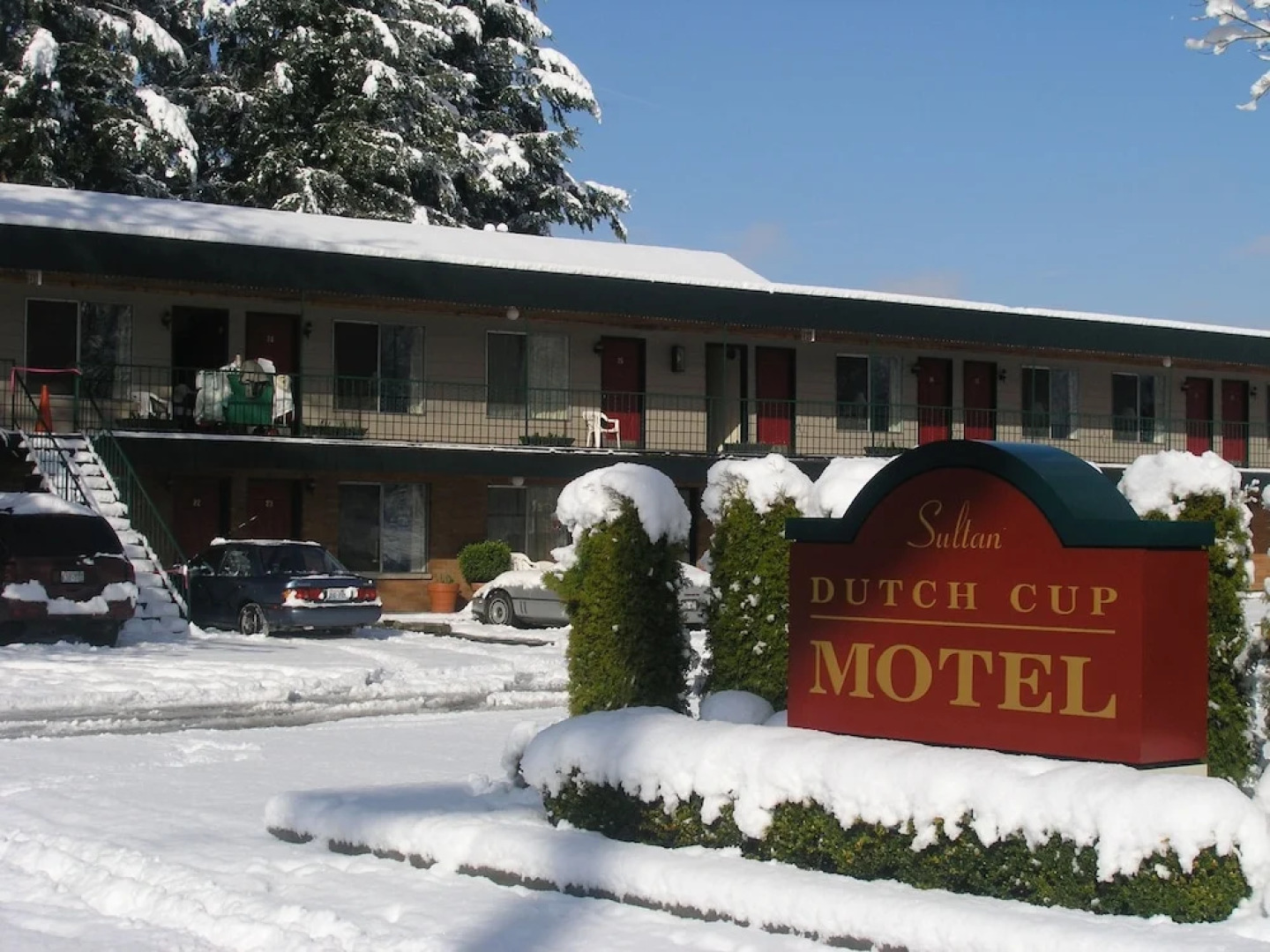 Sultan, Dutch Cup Motel