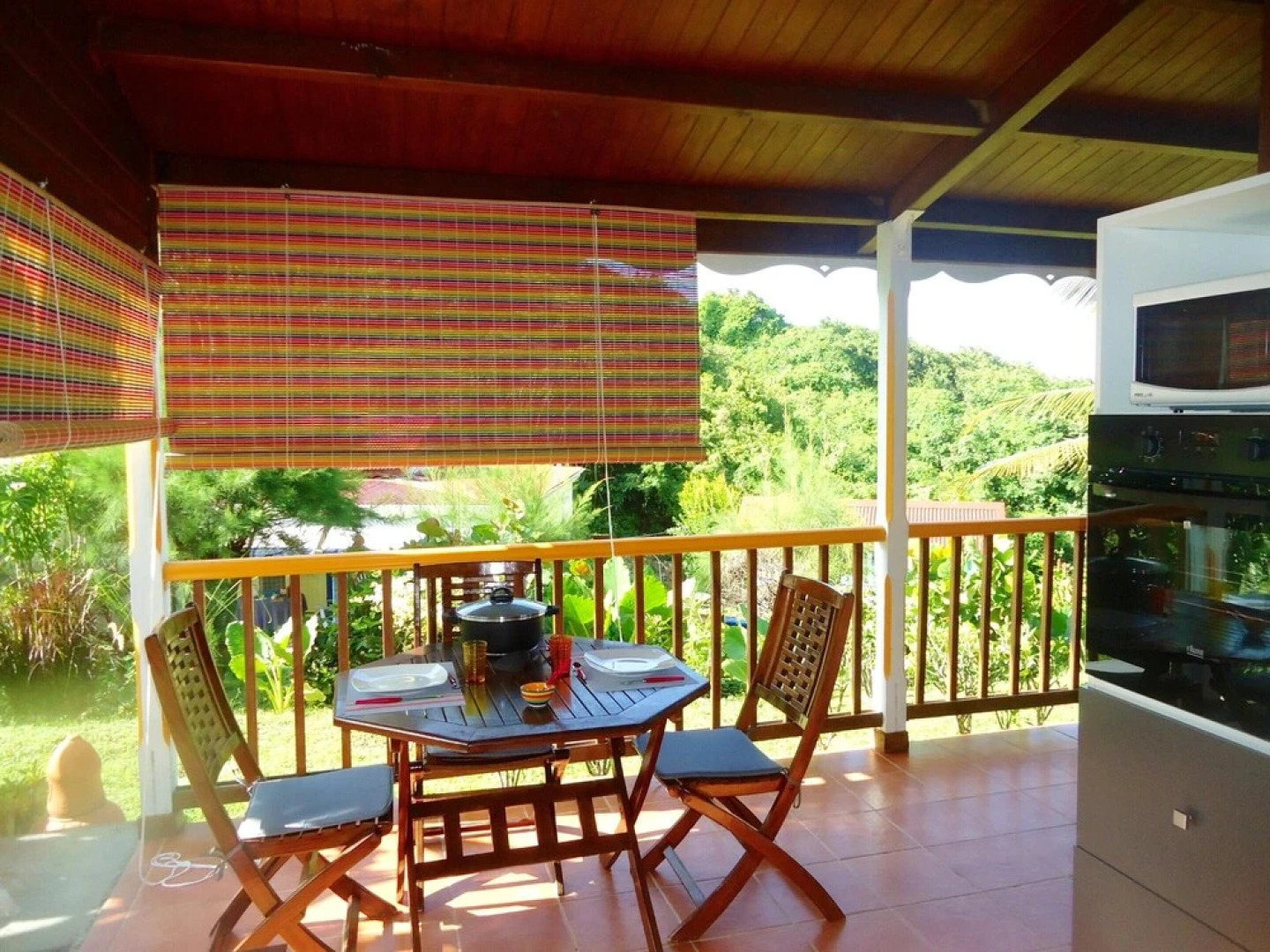 Bungalow With one Bedroom in Le Moule, With Wonderful sea View, Pool A