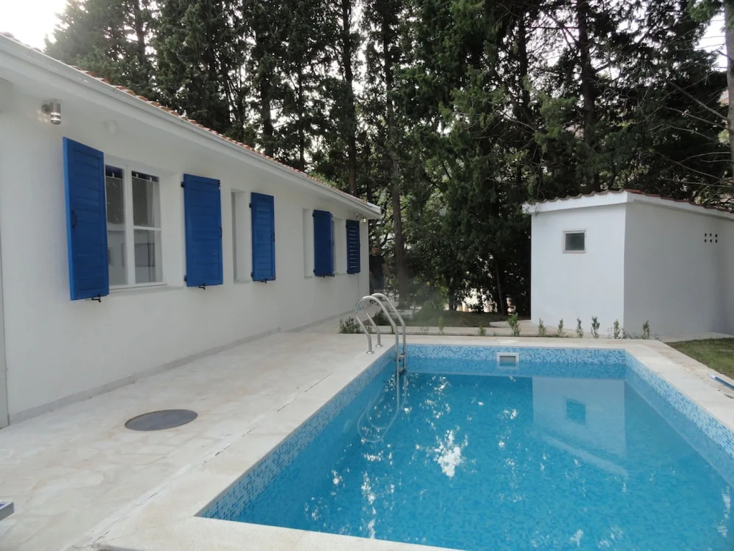 Petrovac Holiday House with pool