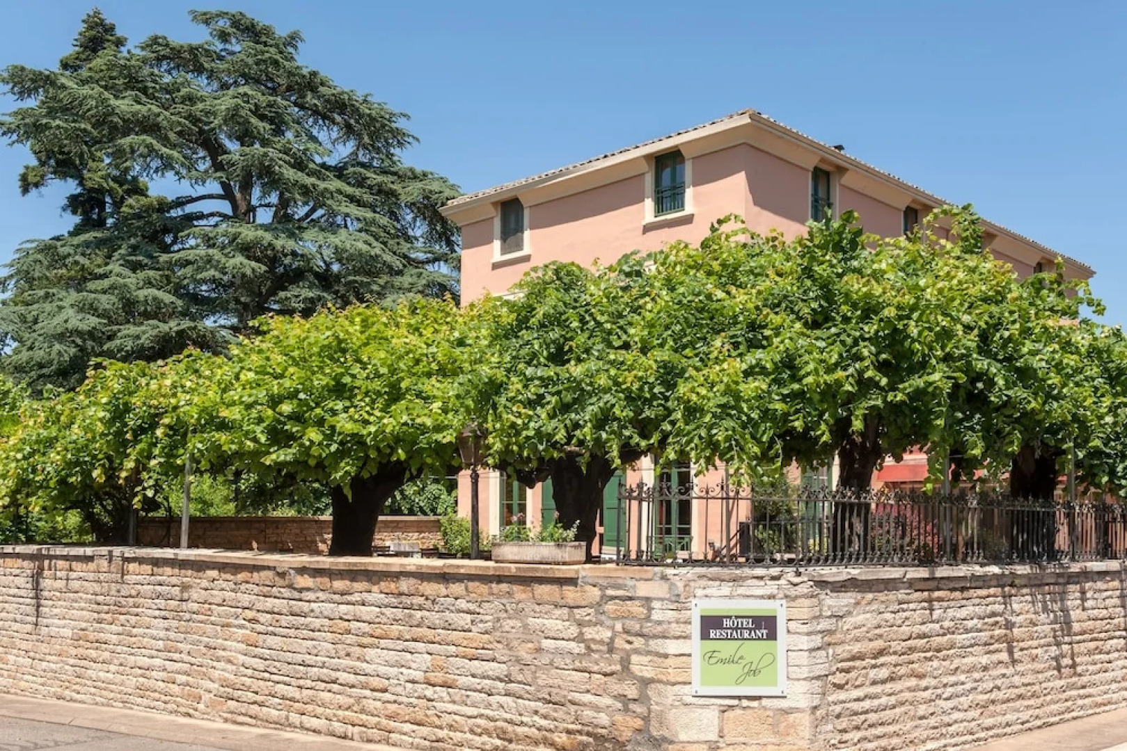 Hotel Restaurant Emile Job