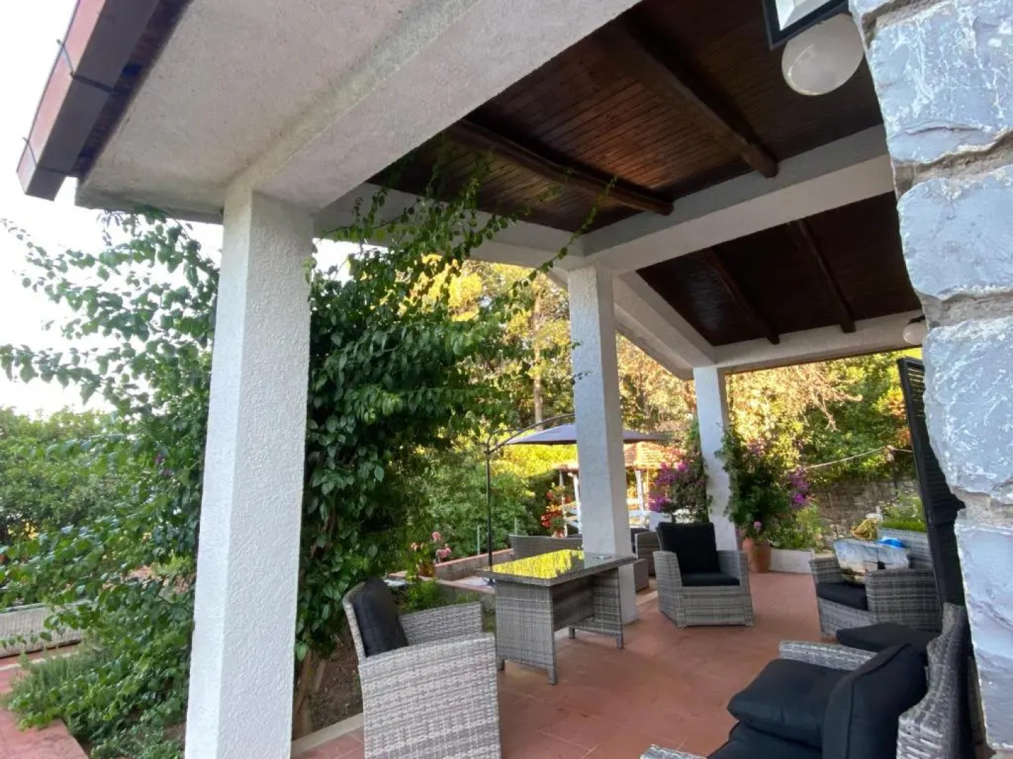 Villetta con piscina 10 posti letto Scario