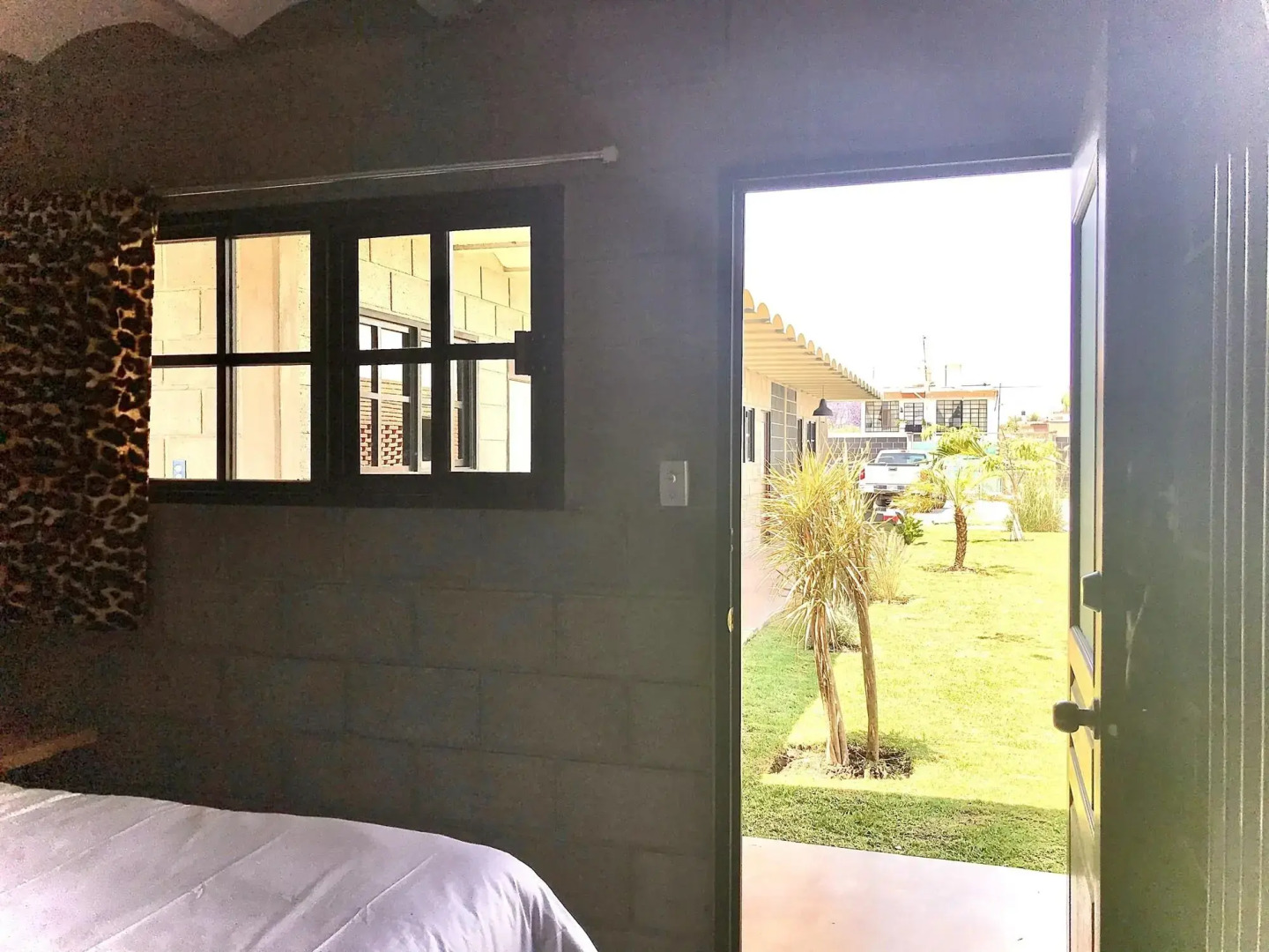 Cálido Cosmos Hotel