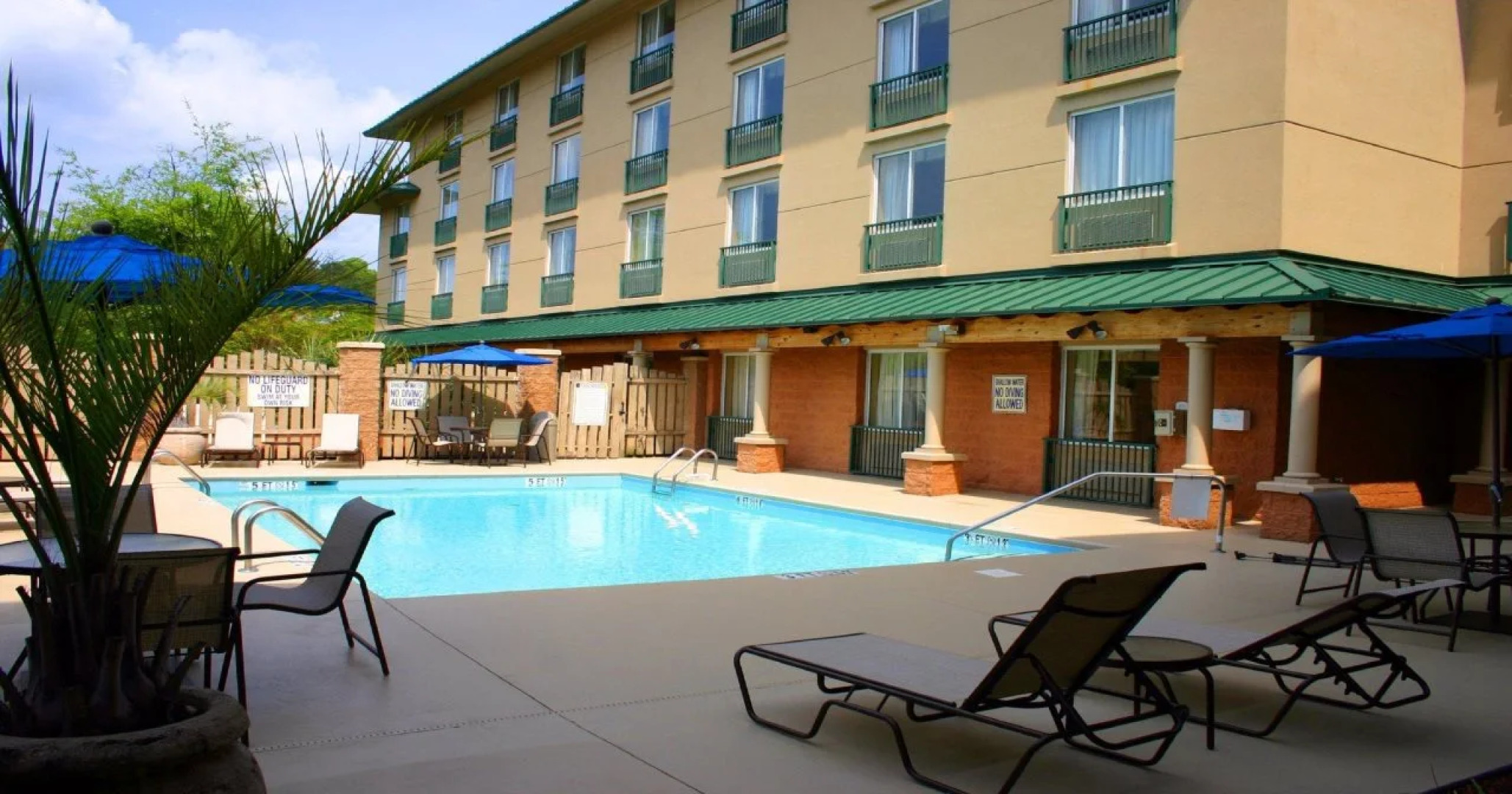 Holiday Inn Express Hotel & Suites Bluffton @ Hilton Head Area
