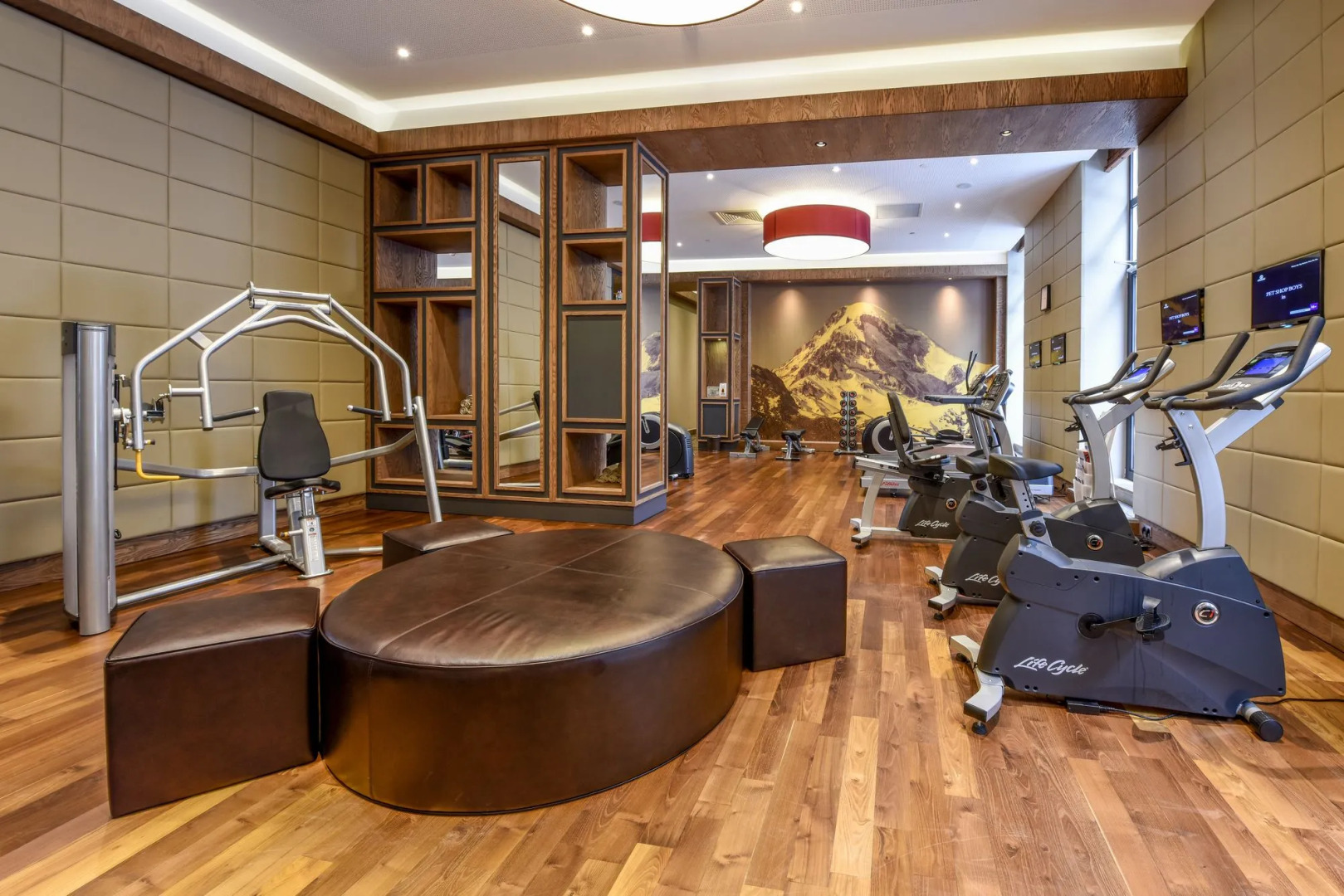 Отель Crowne Plaza Borjomi by IHG