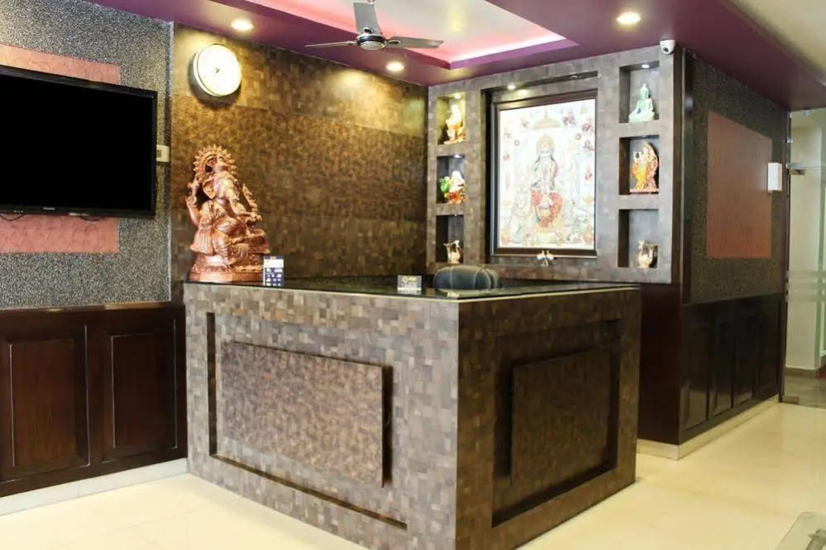 OYO Premium Nainital Road Haldwani