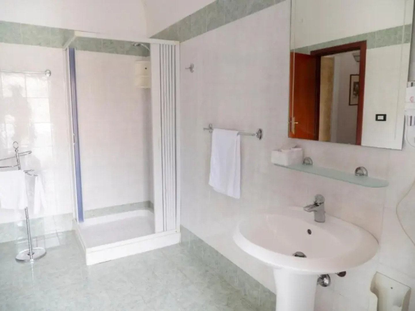 Kalamarina Rooms B&B