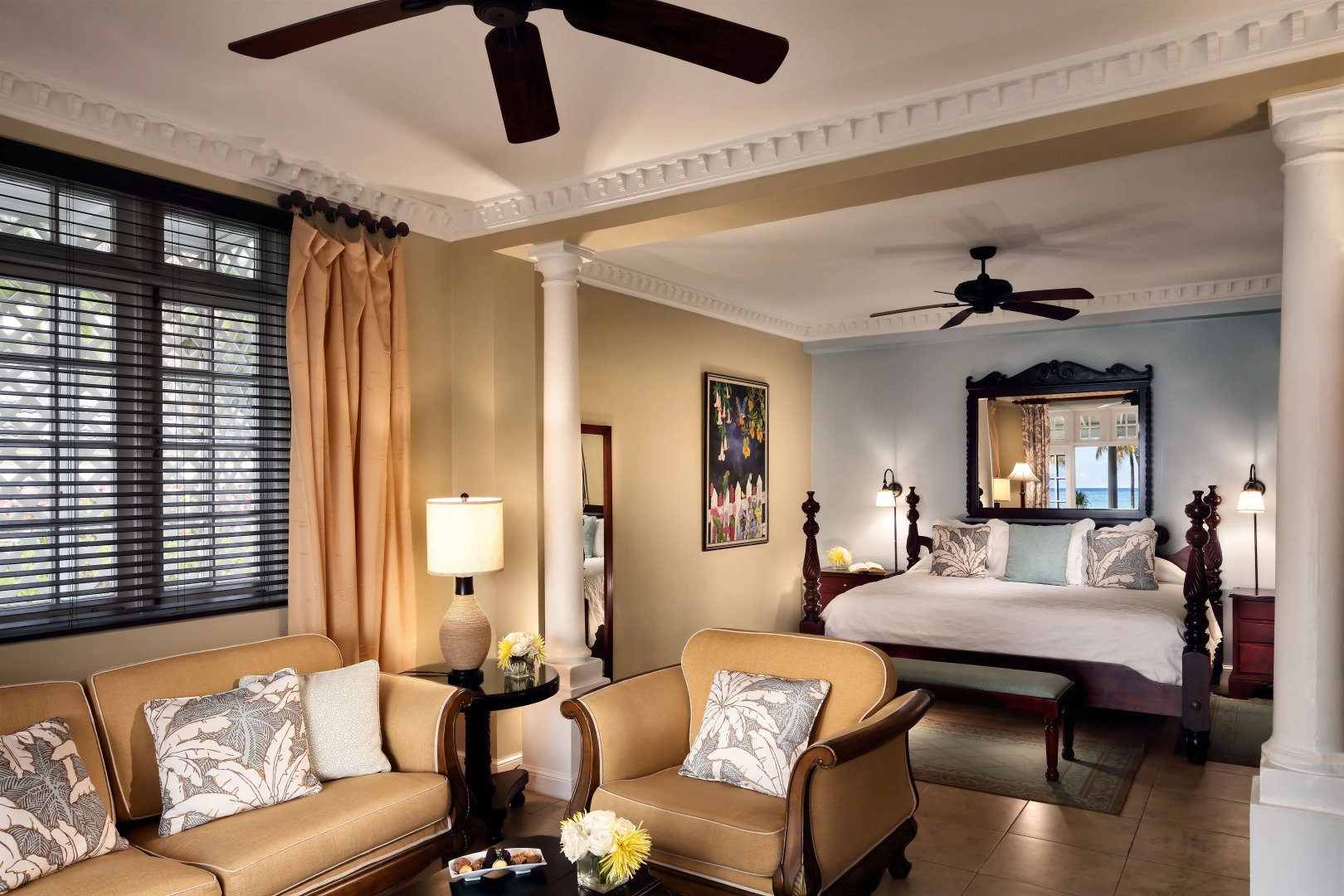 Отель Half Moon