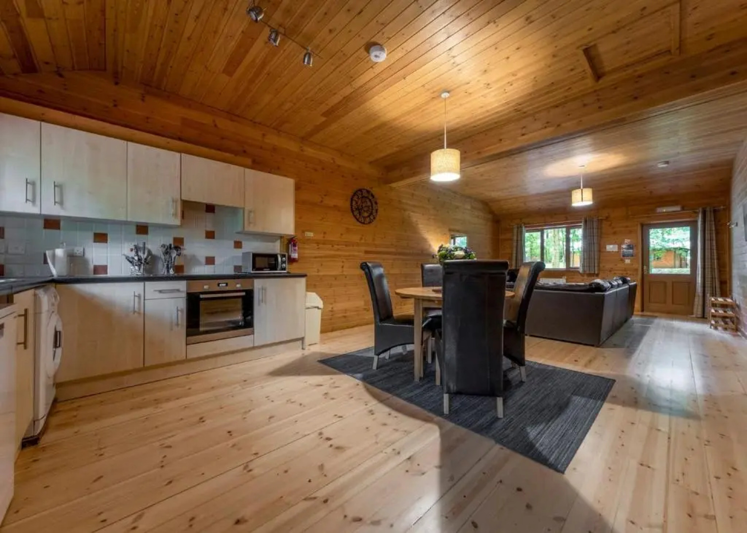 Woodland Park Lodges