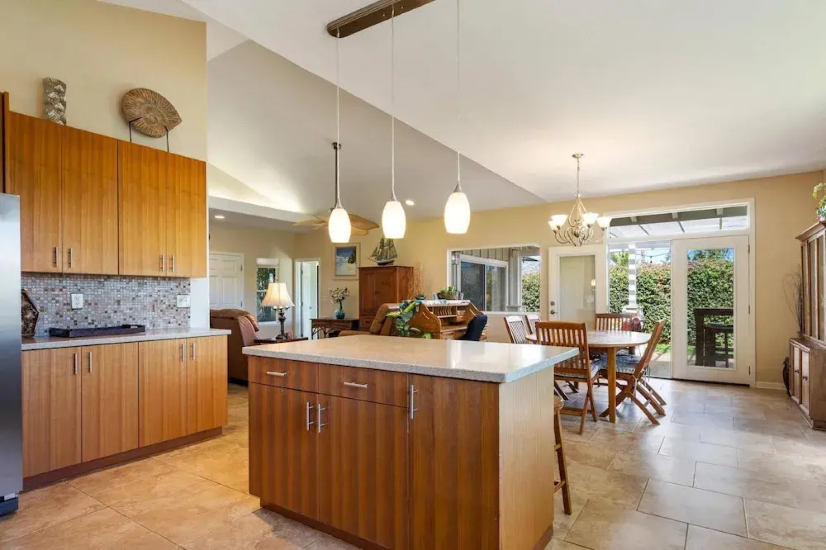 Big Island Awamoa Hale by Coldwell Banker Island Vacations