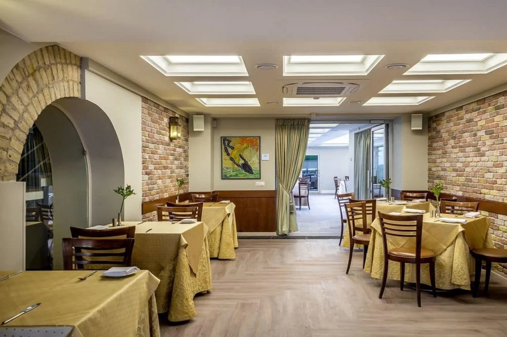 Ratonda Centrum Hotel