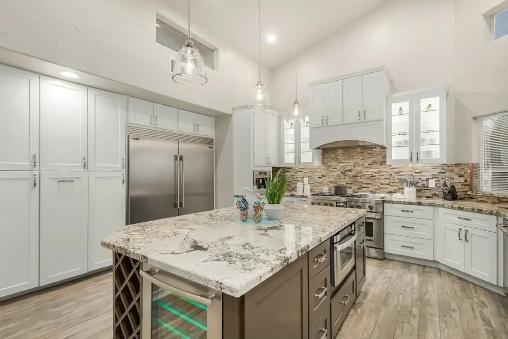 Citrus Cove Mesa 4 Bedroom Home by RedAwning