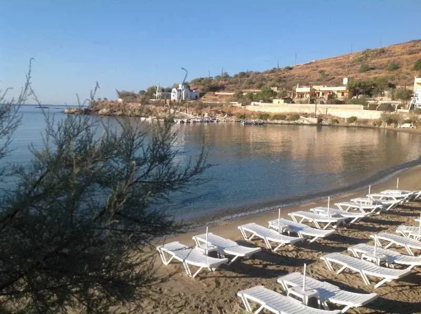 Manos Syros Rooms & Apartments