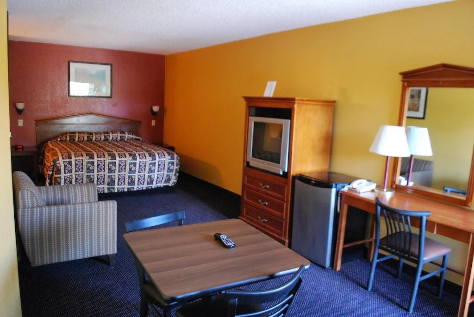 Travel Plaza Inn
