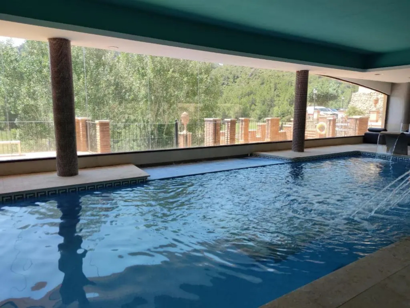 La Figuerola Hotel & Restaurant