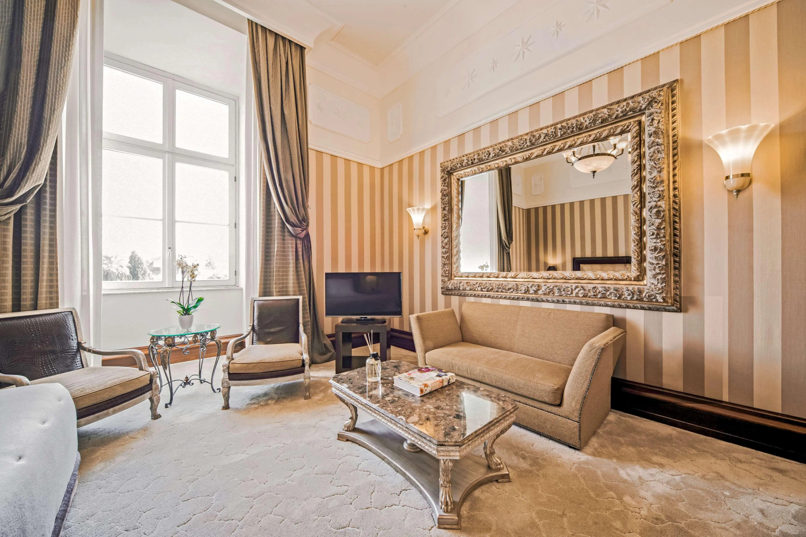 Anantara Palazzo Naiadi Rome Hotel