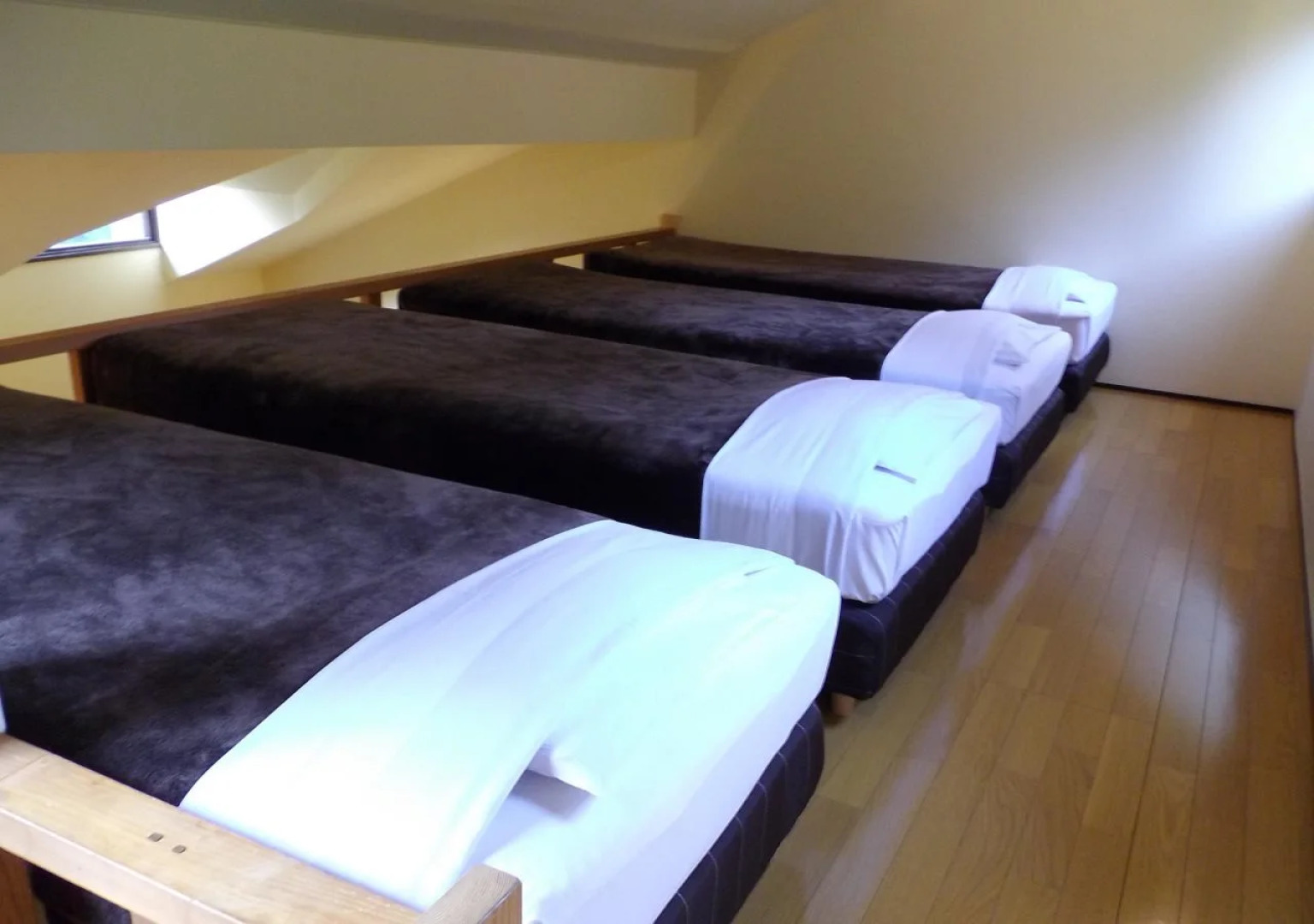 Cafe & inn That Sounds Good