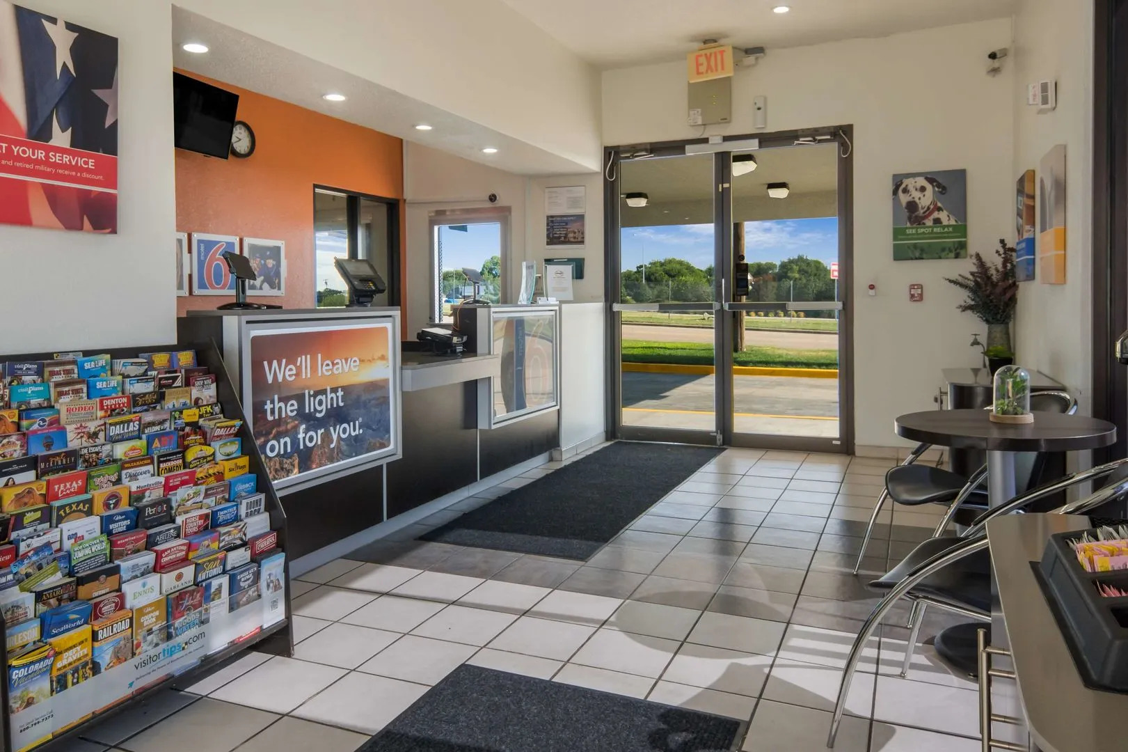 Motel 6 Duncanville, TX - Dallas