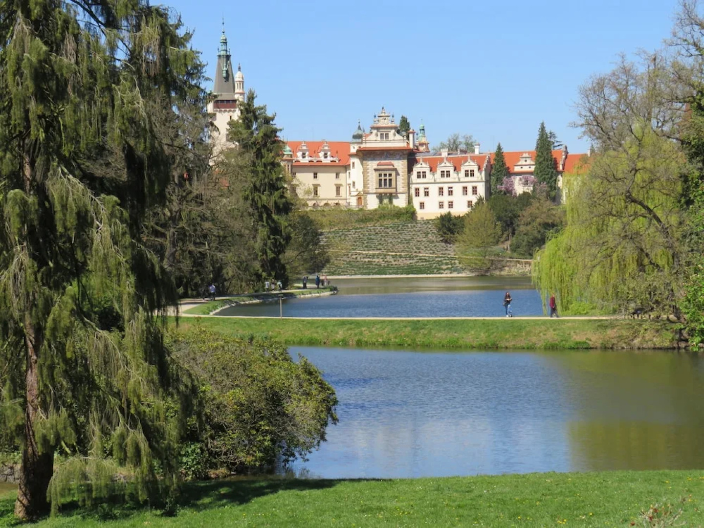 Rivendell Apartments