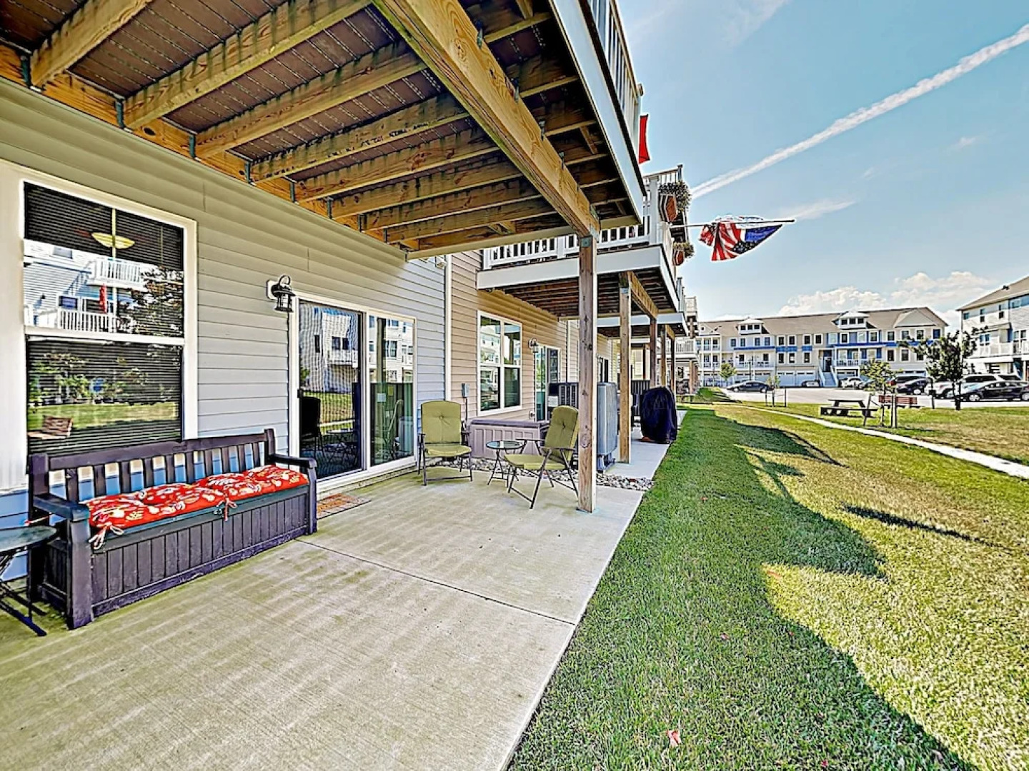 New Listing! Seaside Ge Gem W/ Balcony & Pool 3 Bedroom Townhouse