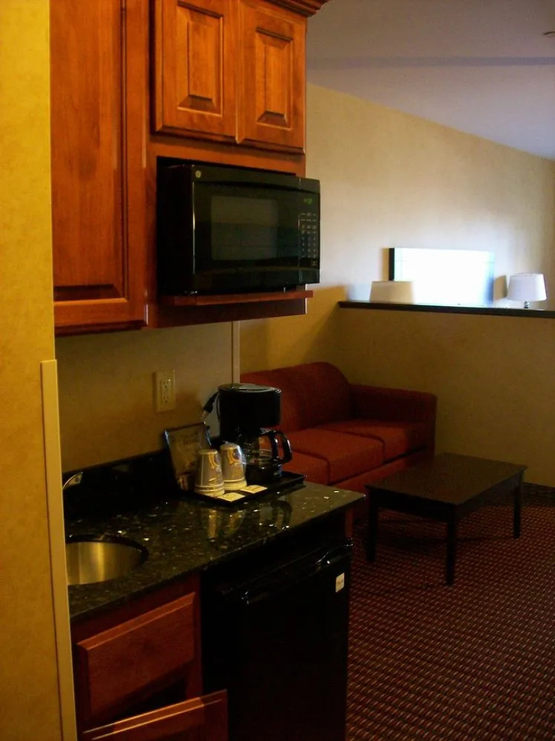 Holiday Inn Express Hotel & Suites Sandpoint North