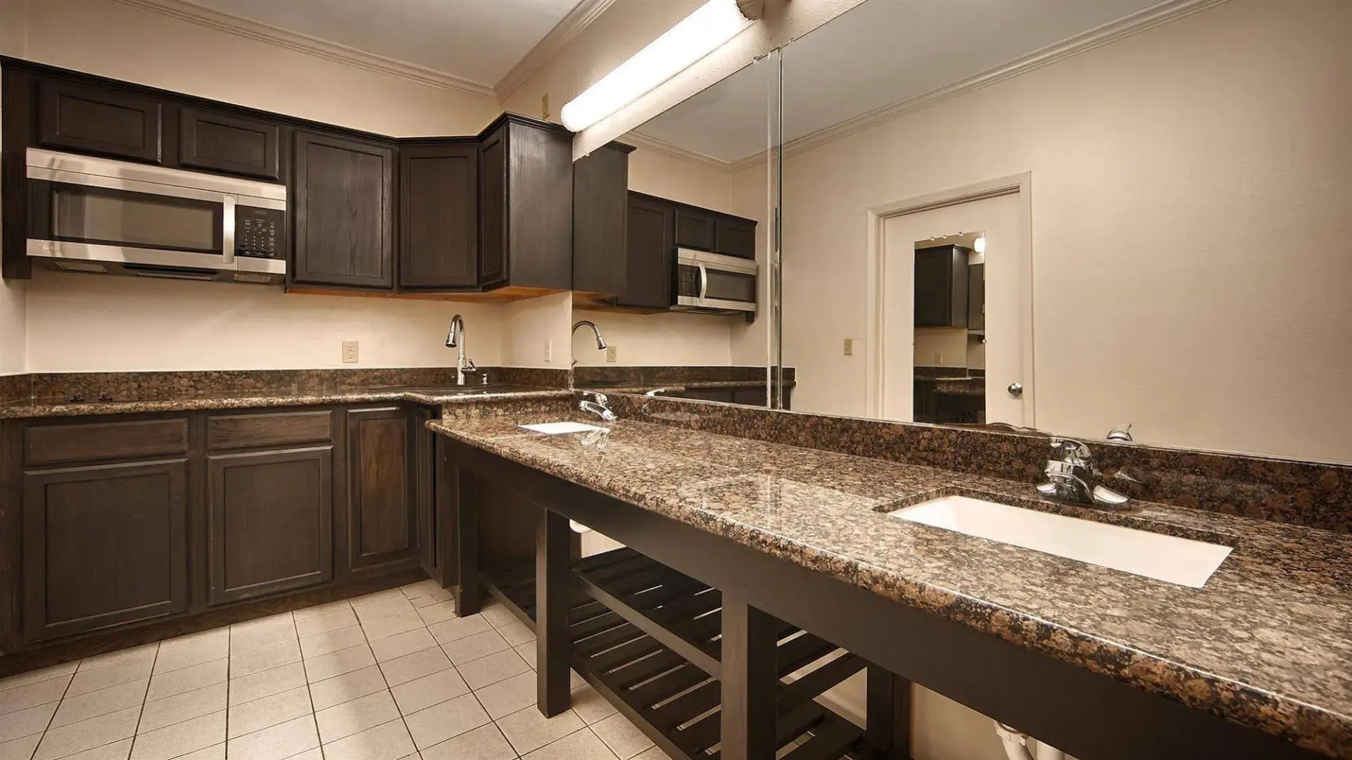 Days Inn by Wyndham Navasota